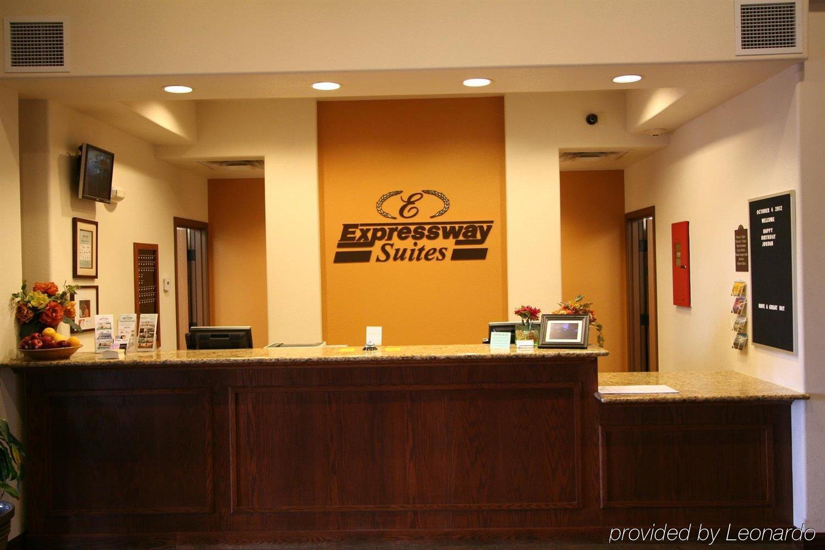 Expressway Suites Fargo Interiér fotografie
